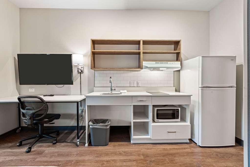 Extended Stay America Premier Suites - Orlando - Sanford Room photo